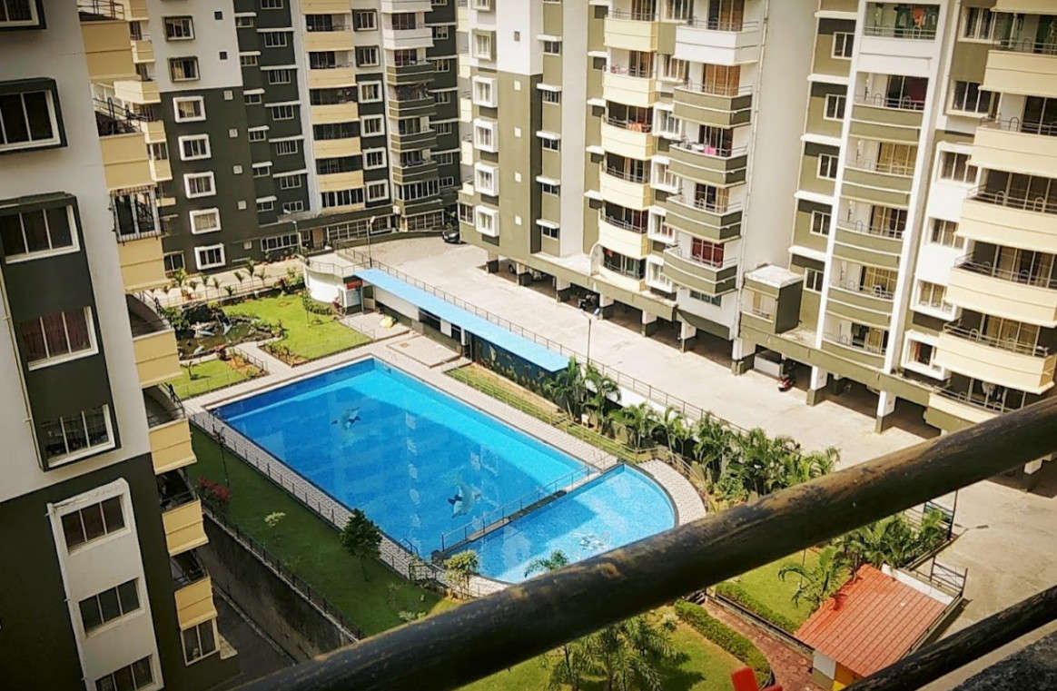 IN MANDAVI 2 BHK FLAT FOR RENT Fully Furnished Flats Apartments for